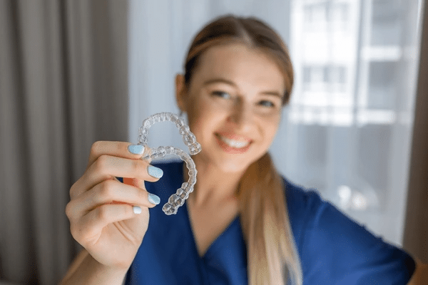 invisalign vs clear aligners